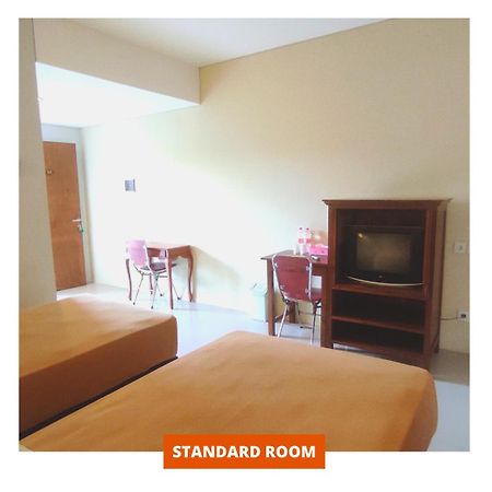 Wanitatama Hotel & Convention Hall Pakualaman Экстерьер фото